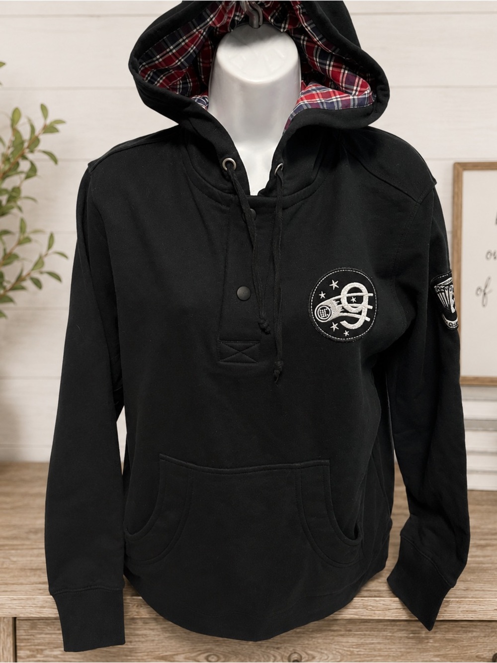NWT Hoodie by Cheyenne boys unisex sz L could fit women S/ M